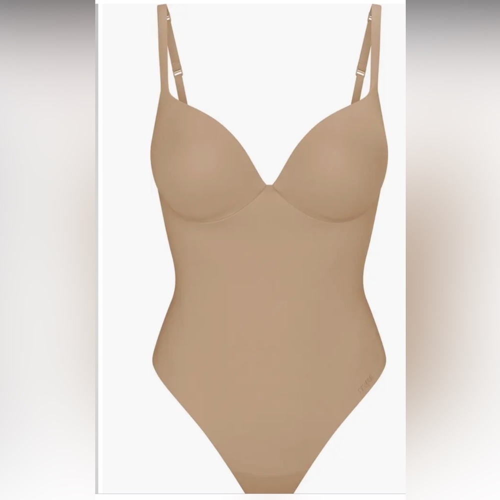 SKIMS NWT Ultimate Body Thong Bodysuit - Clay - Picture 4 of 4